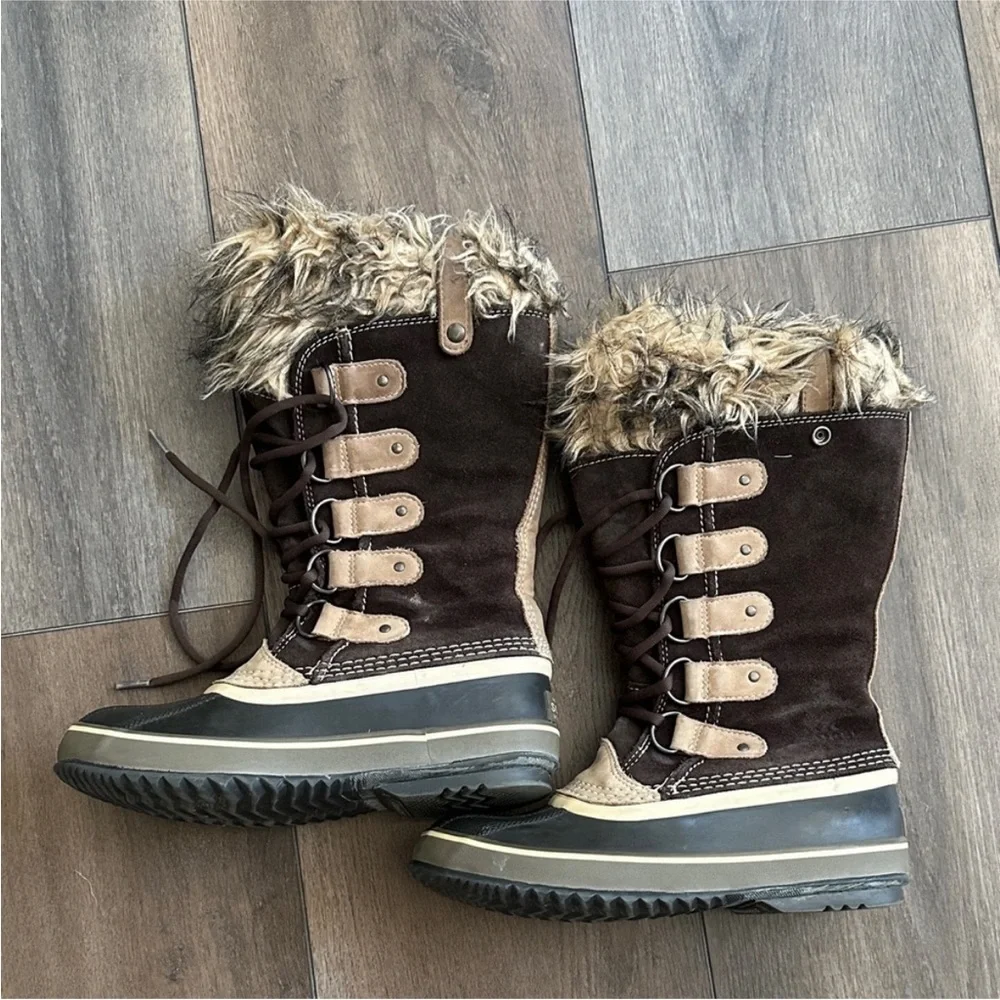 Sorel Brown and Tan Fur-Trimmed Winter Boots